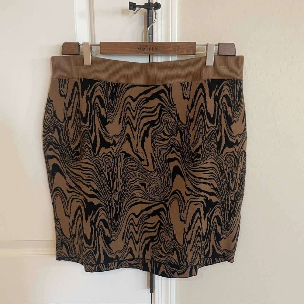 NEW Good American Sweater Skirt